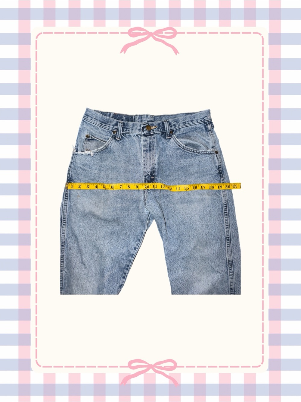Vintage Light Wash Wrangler Jeans - Picture 7 of 7
